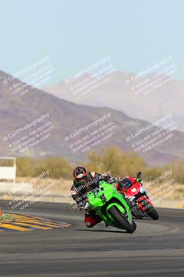 media/Feb-04-2023-SoCal Trackdays (Sat) [[8a776bf2c3]]/Turn 14 (115pm)/